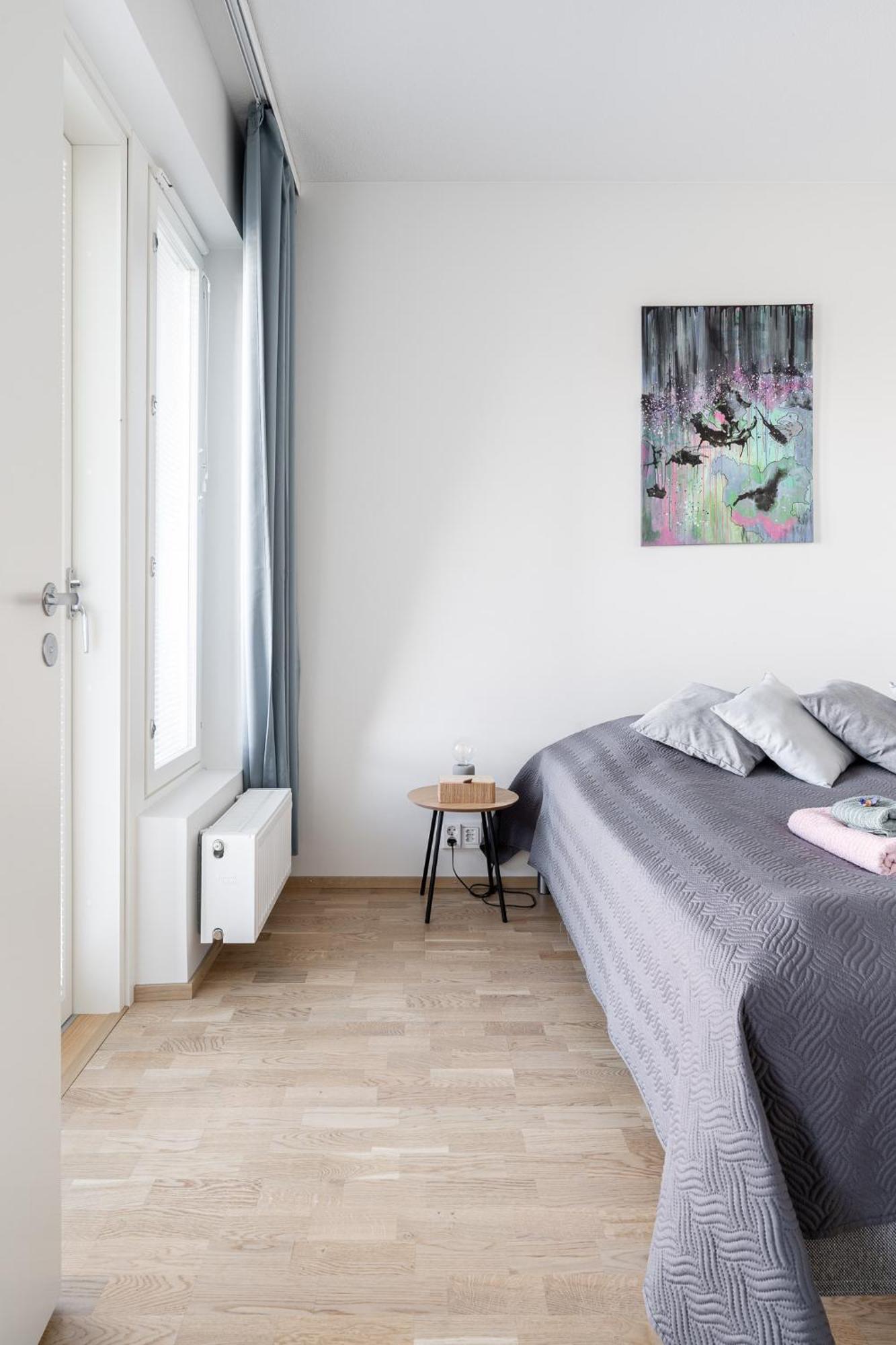 Modern 1br With Sauna & Balcony *