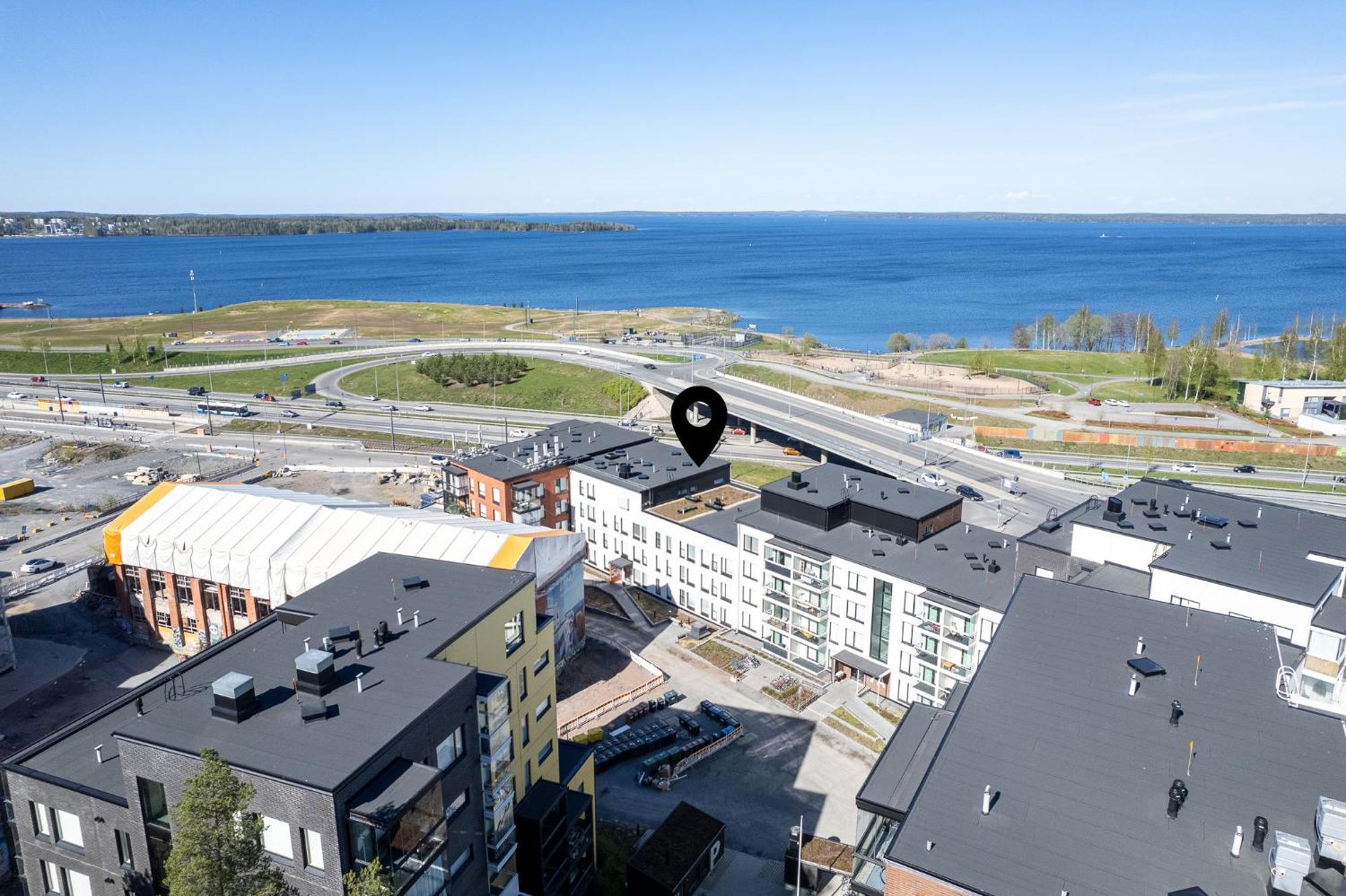 Modern 1br With Sauna & Balcony